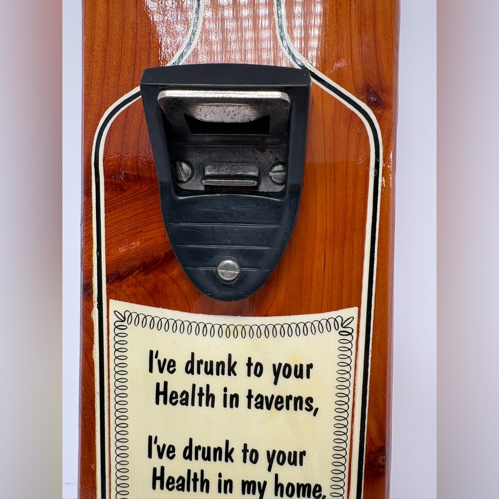 Vintage Bottle Opener Wall Mounted Retro Souvenir Sault Ste. Marle 60s Barware - Picture 2 of 6